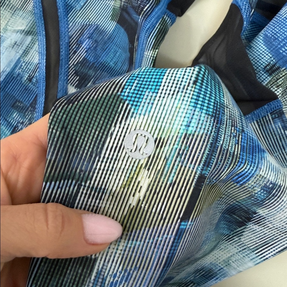 Lululemon On Pace Crop *21" Sun Dazed Multi Blue Sz 10! - Picture 7 of 9